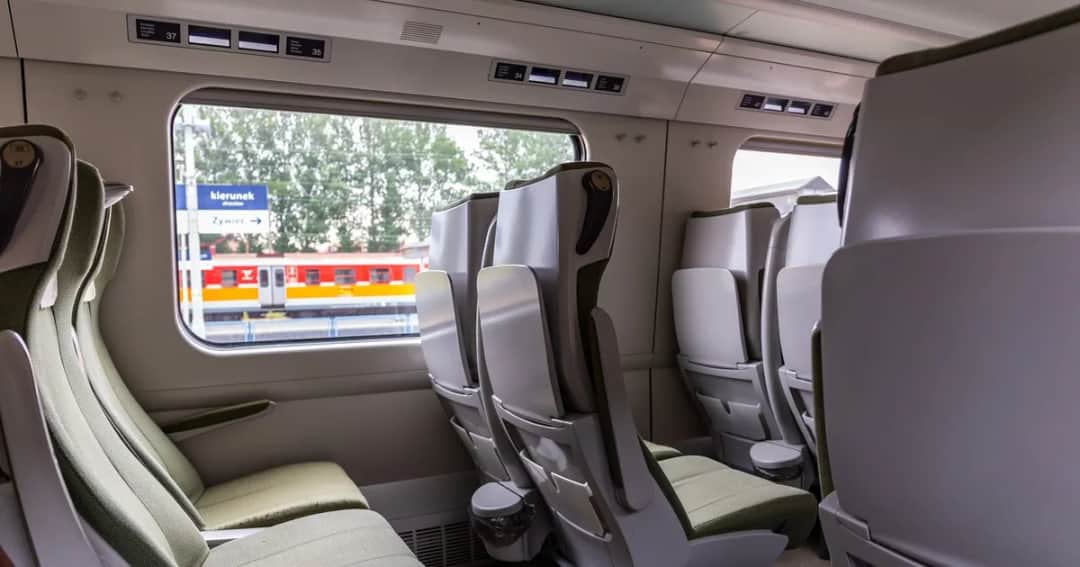Jak znaleźć miejsce w pociągu i uniknąć nieprzyjemnych niespodzianek