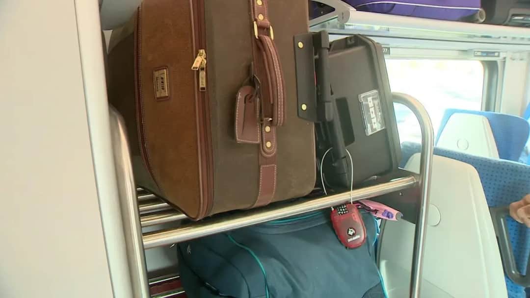 Gdzie bagaż w pociągu intercity? Odkryj najlepsze miejsca na bagaż