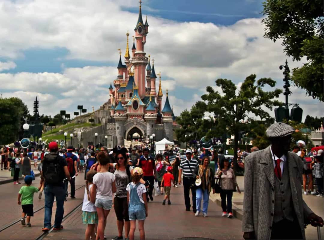 Ile kosztuje wycieczka do Disneylandu? Sprawdź ceny i oszczędności