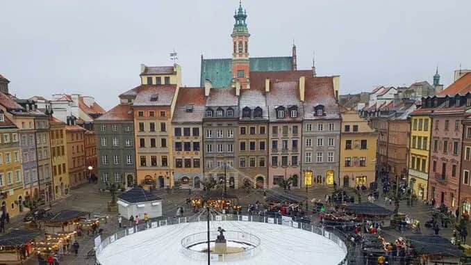 Co zwiedzić w Warszawie zimą? Odkryj magiczne atrakcje i wydarzenia