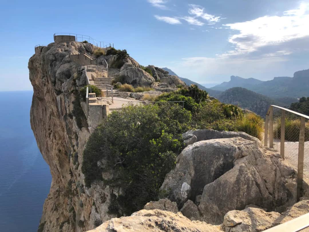 Co warto zwiedzić na Majorce? Odkryj ukryte skarby wyspy